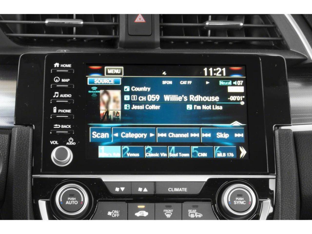 2019 Honda Civic Touring (CVT) 4dr Sedan Photo