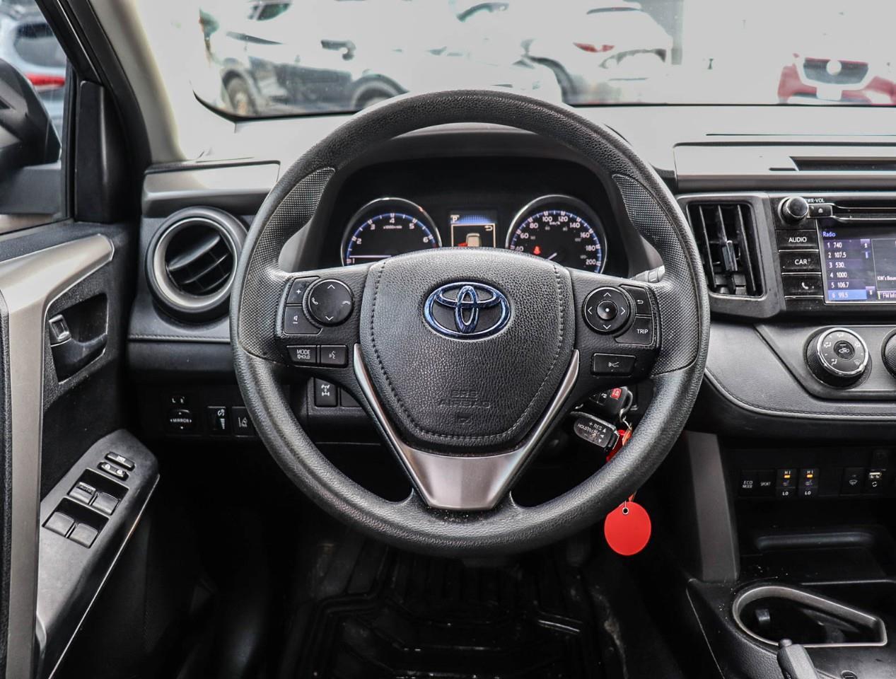 2018 Toyota RAV4 LE 4dr All-wheel Drive Photo