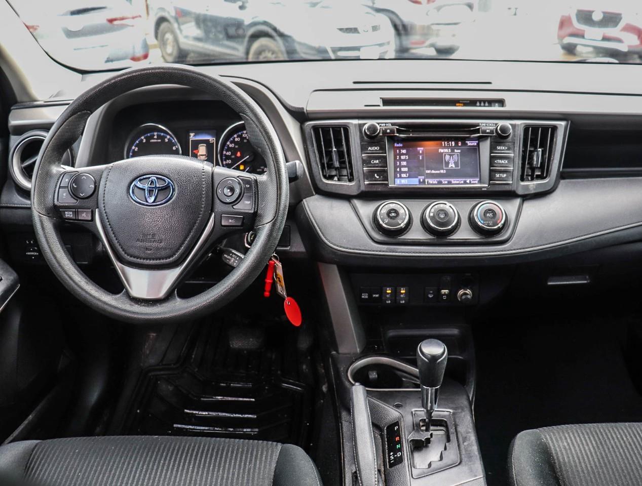 2018 Toyota RAV4 LE 4dr All-wheel Drive Photo