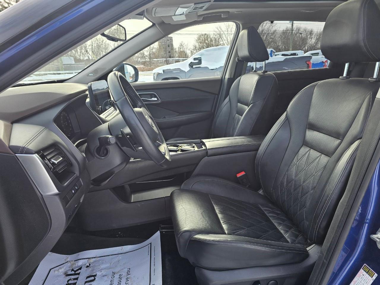 2023 Nissan Rogue Platinum 4dr All-Wheel Drive Sport Utility Photo