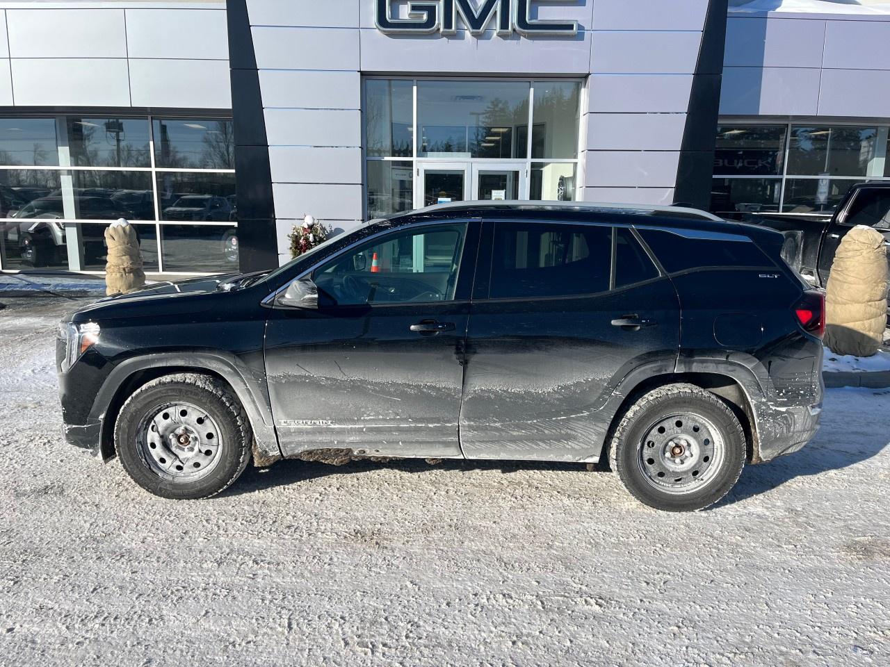 2024 GMC Terrain AWD SLT Photo