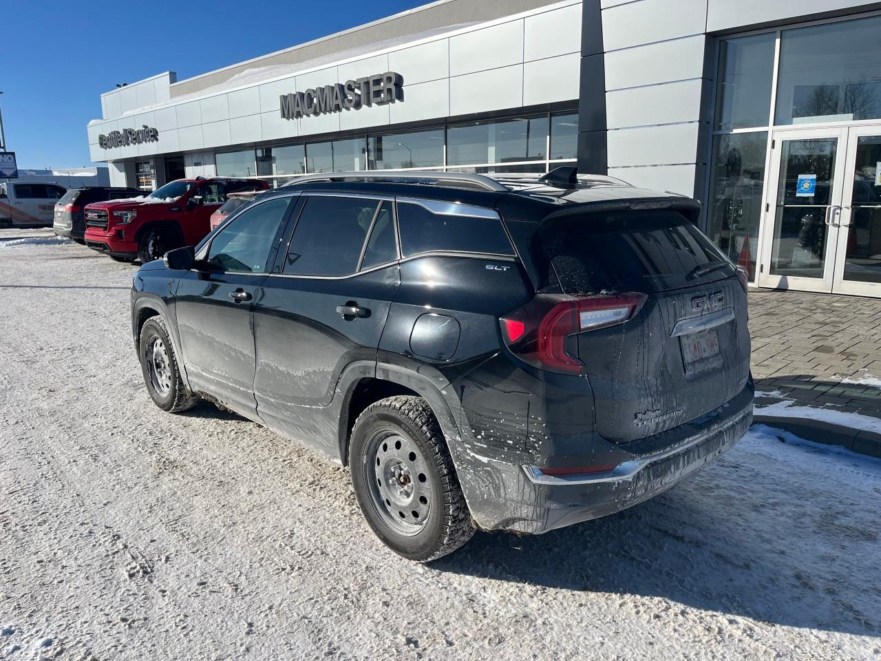 2024 GMC Terrain AWD SLT Photo