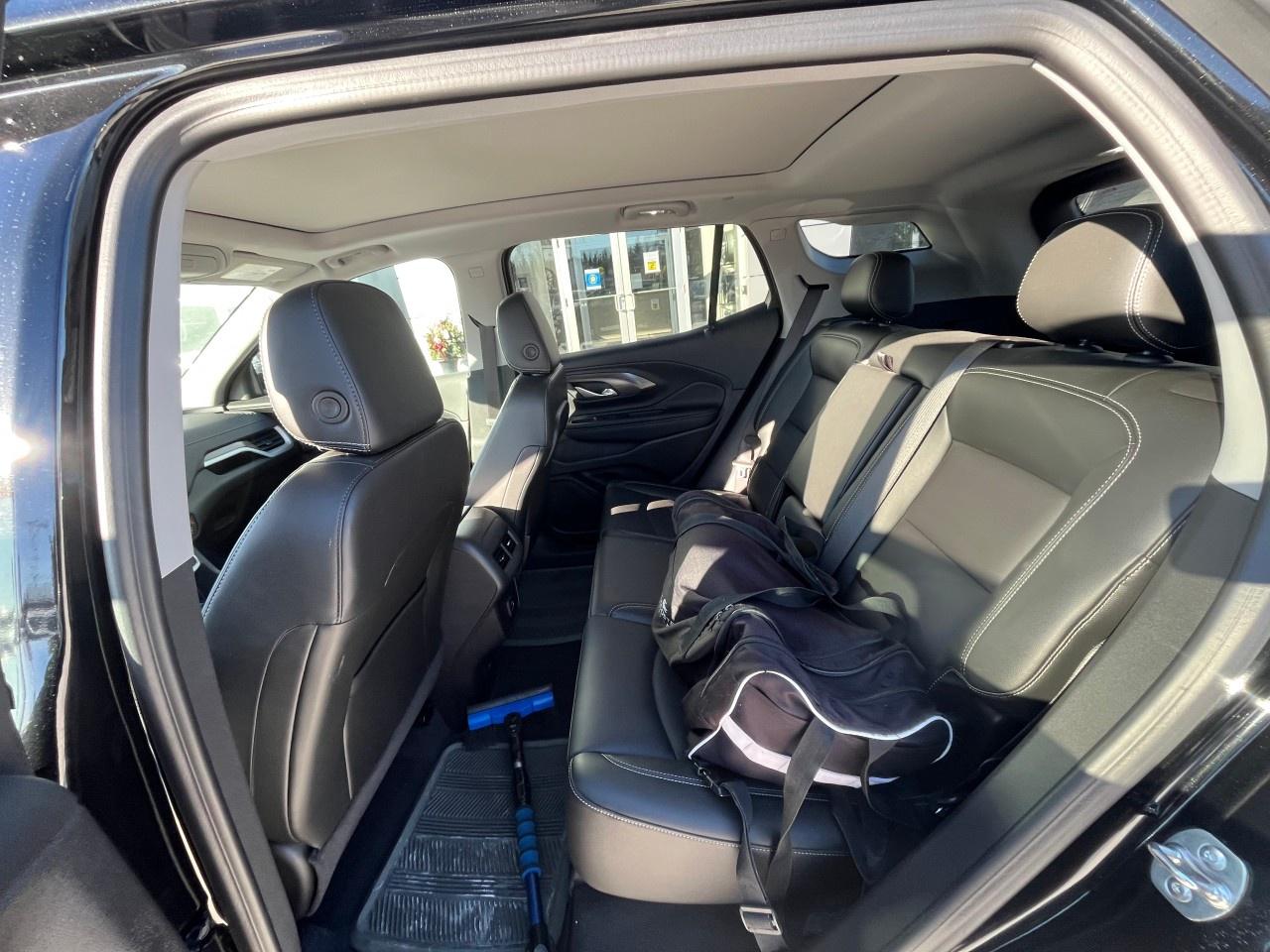 2024 GMC Terrain AWD SLT Photo