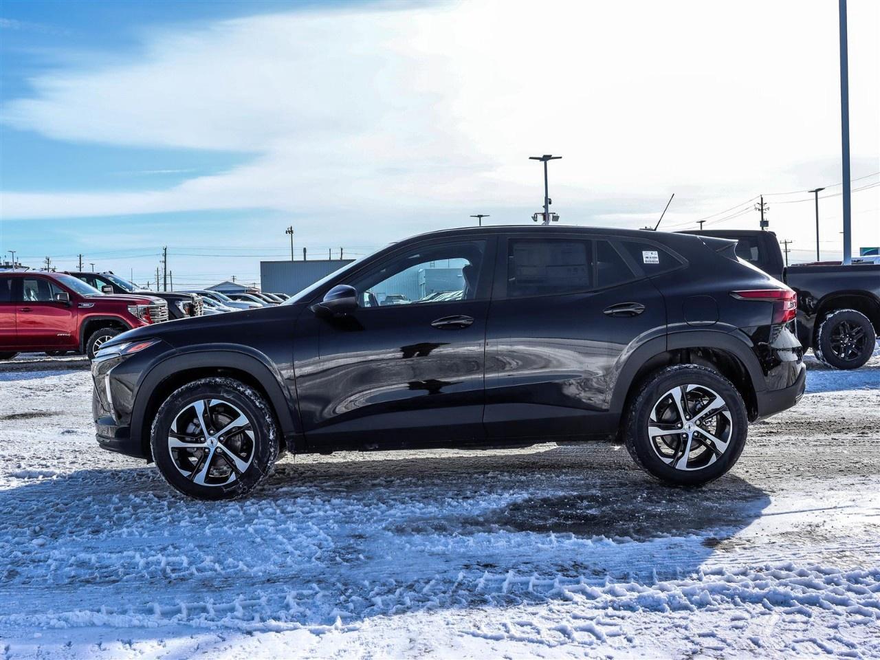 2026 Chevrolet Trax FWD 4dr 1RS Photo2