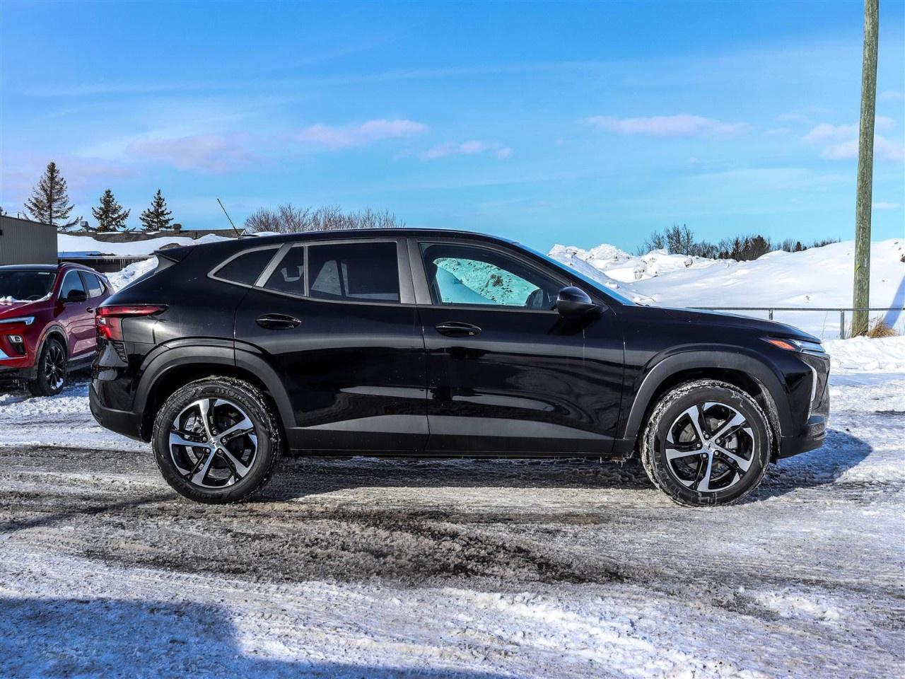 2026 Chevrolet Trax FWD 4dr 1RS Photo4