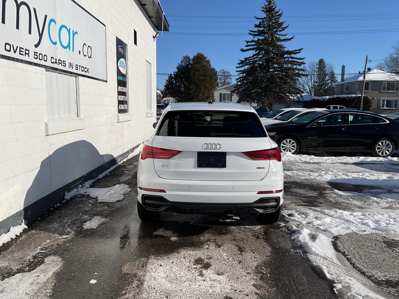 2024 Audi Q3 45 Progressiv 4dr All-Wheel Drive quattro Sport Utility Photo3