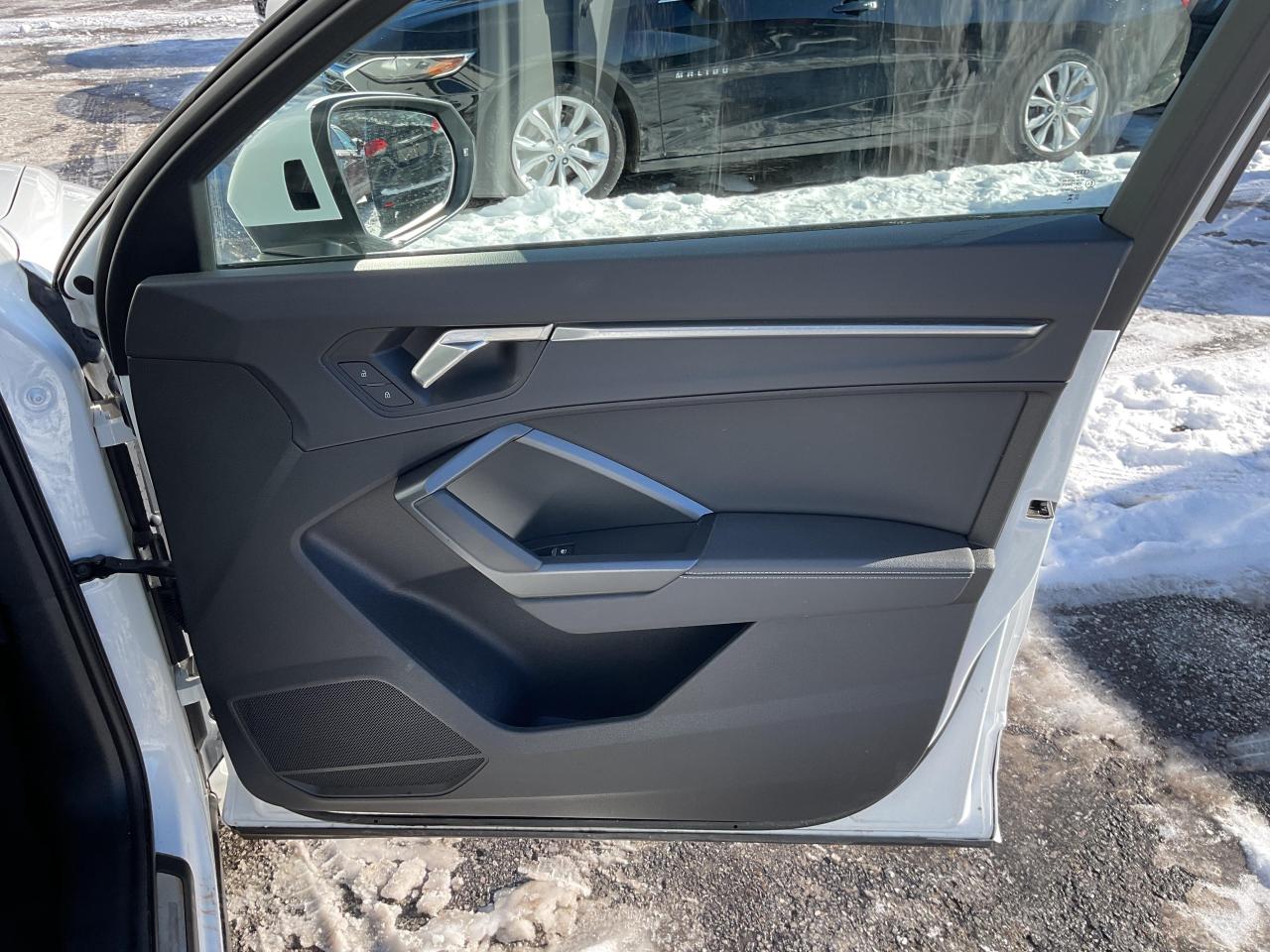 2024 Audi Q3 45 Progressiv 4dr All-Wheel Drive quattro Sport Utility Photo