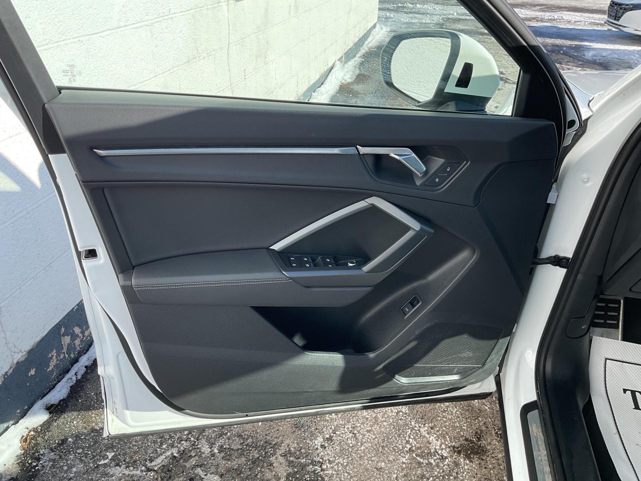 2024 Audi Q3 45 Progressiv 4dr All-Wheel Drive quattro Sport Utility Photo