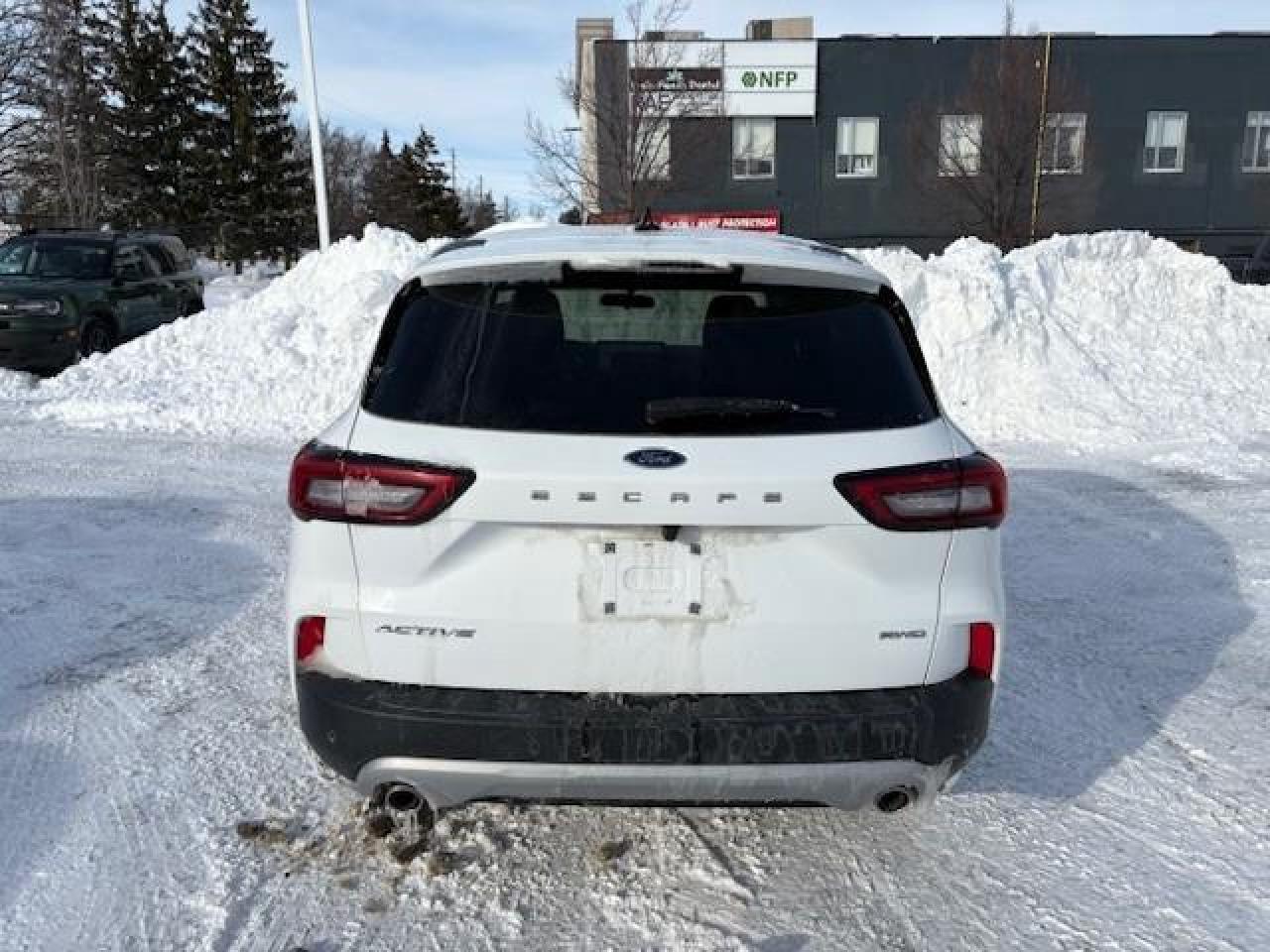 2023 Ford Escape Active 4dr All-Wheel Drive Photo3