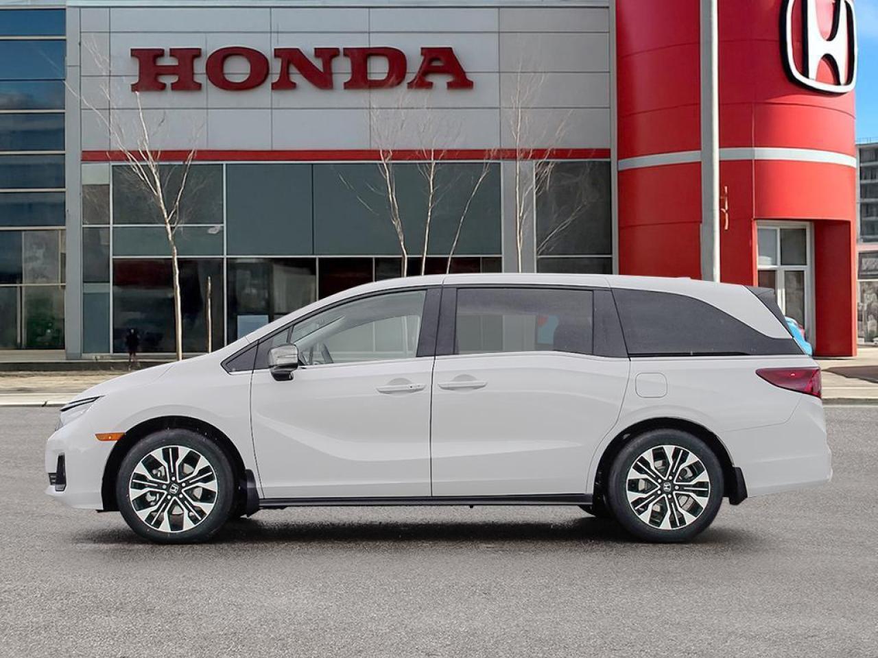 2026 Honda Odyssey Touring Passenger Van Photo2