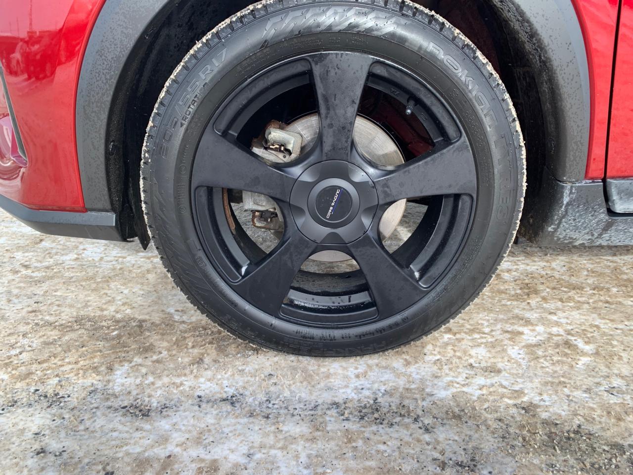 2022 Nissan Kicks SV 4dr Front-Wheel Drive Photo