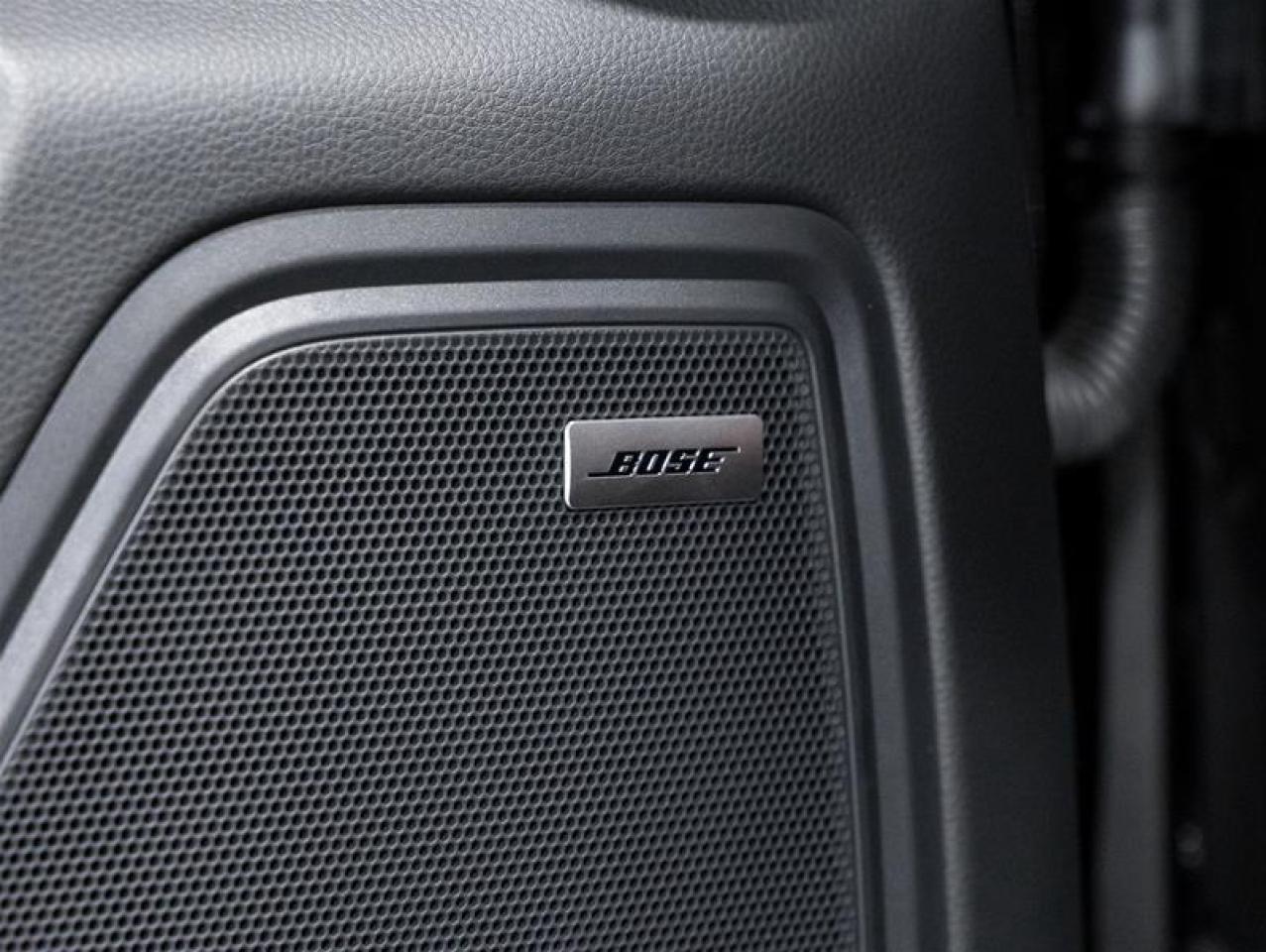 2026 Porsche Macan  Photo