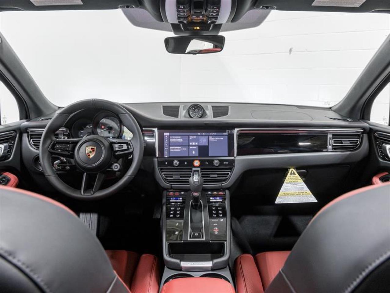 2026 Porsche Macan  Photo