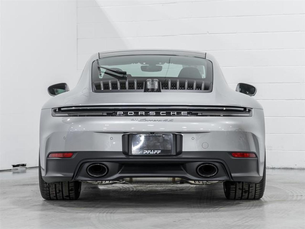 2026 Porsche 911  Photo