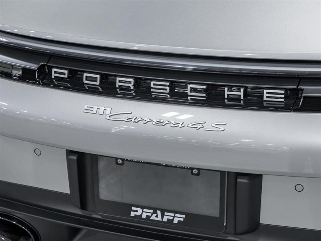 2026 Porsche 911  Photo