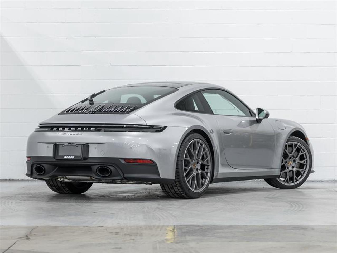 2026 Porsche 911  Photo