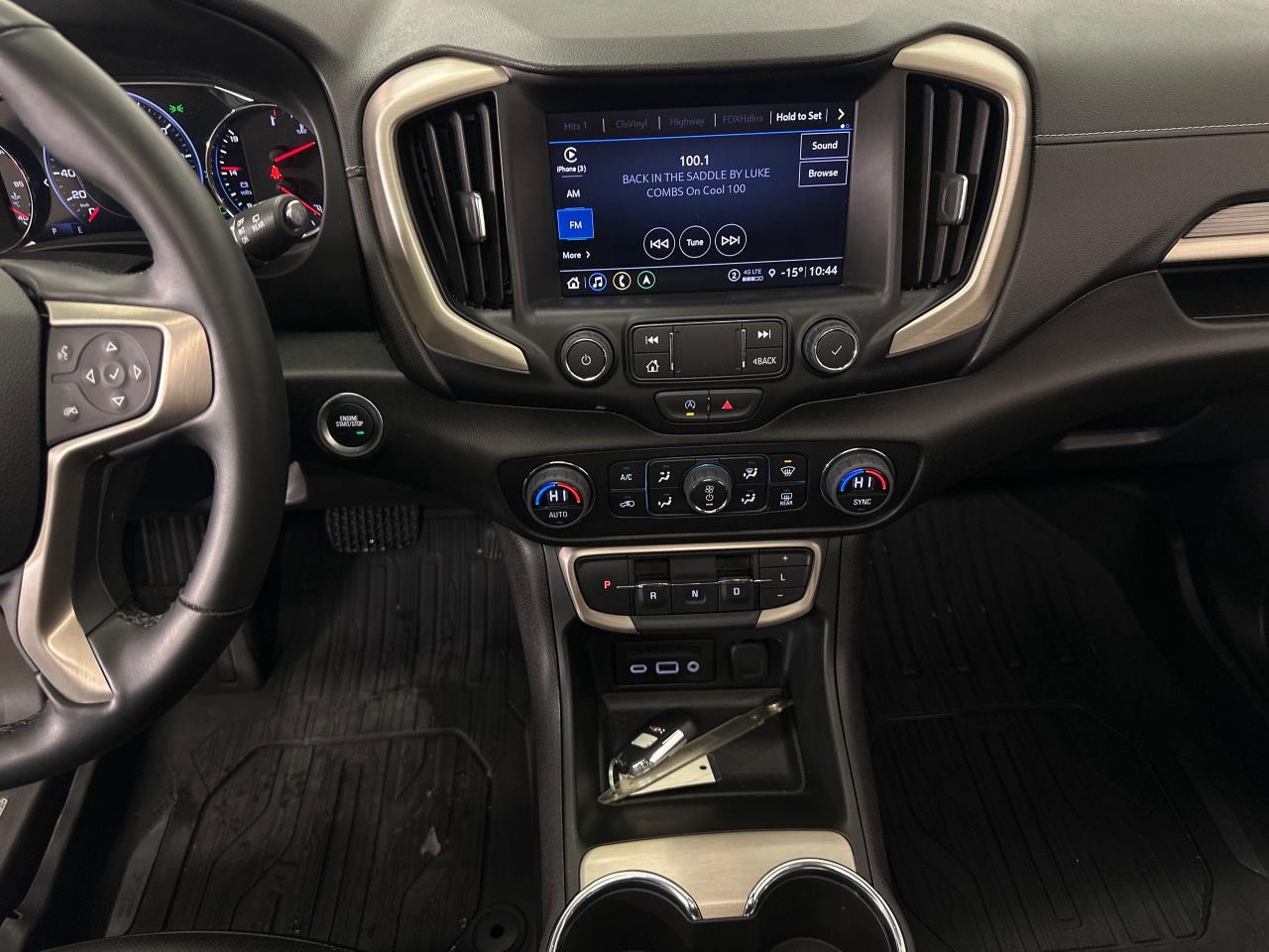 2024 GMC Terrain Denali 4dr All-Wheel Drive Photo