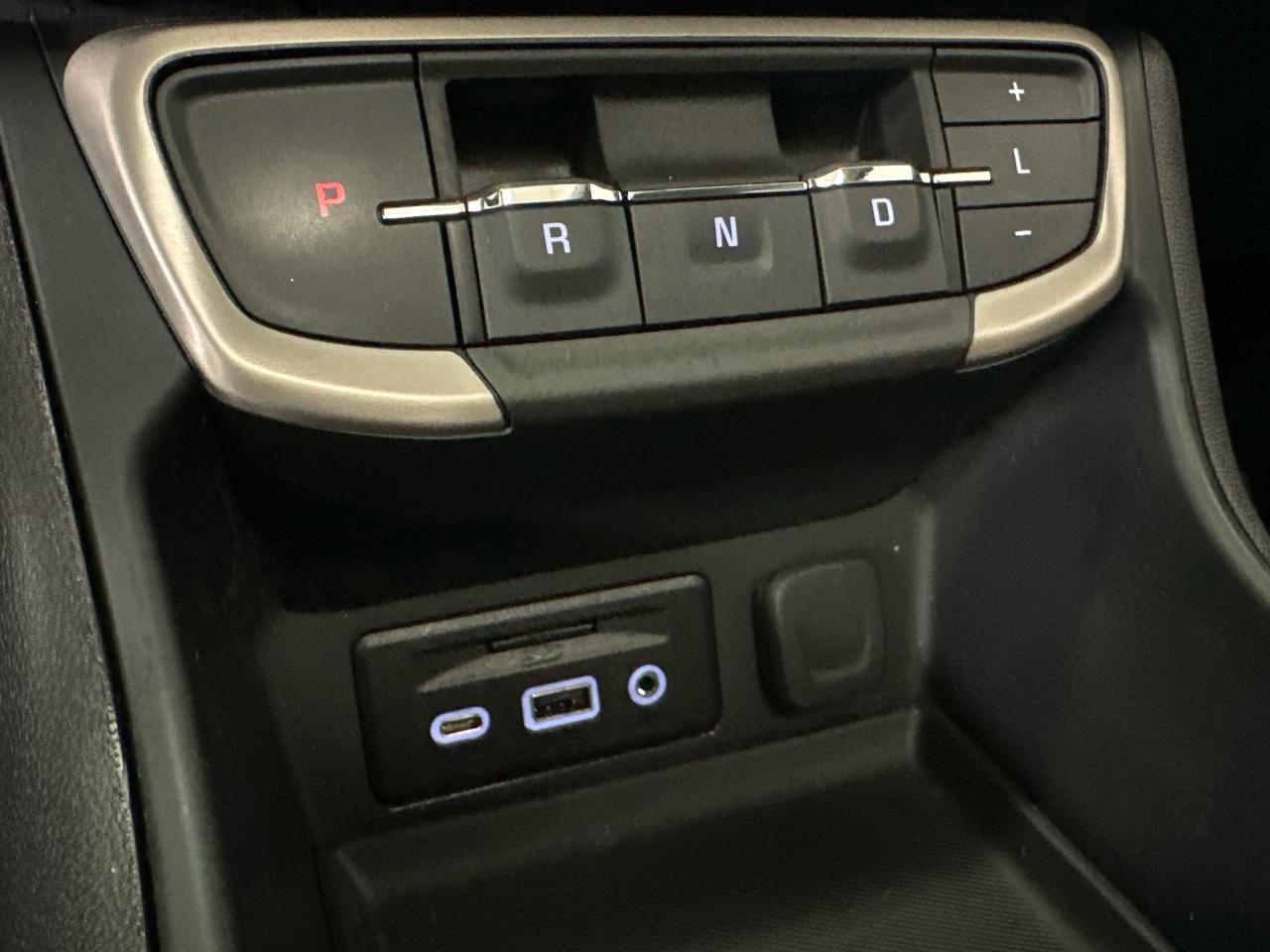 2024 GMC Terrain Denali 4dr All-Wheel Drive Photo