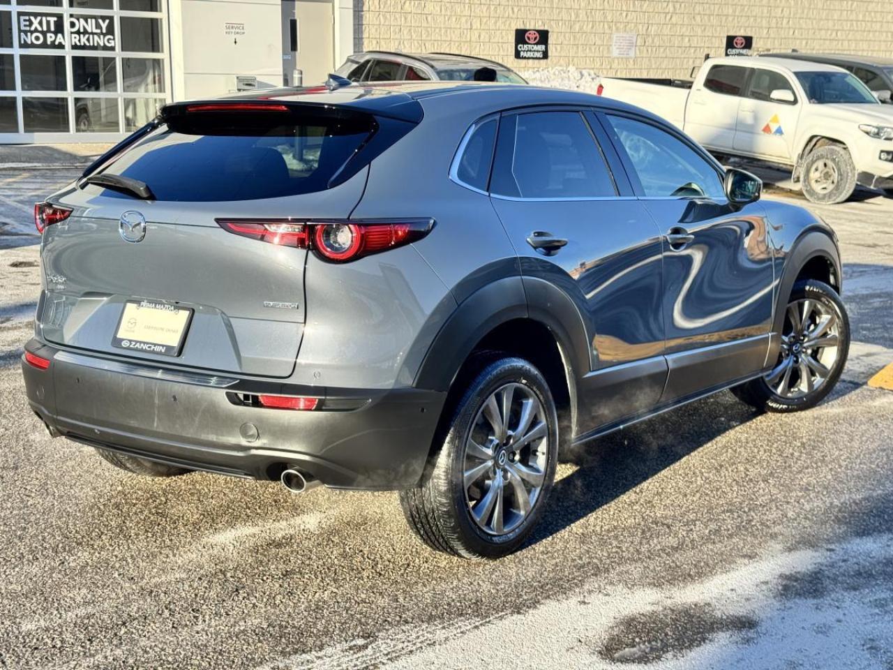 2021 Mazda CX-30 GT AWD/ EXTENDED WARRANTY/ ONLY 25K/ MUST SEE Photo