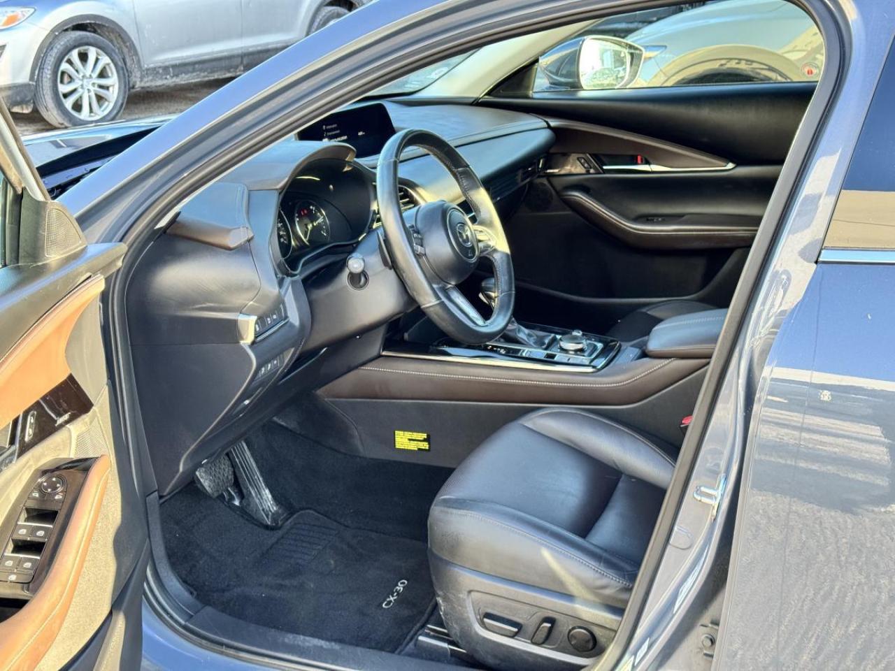 2021 Mazda CX-30 GT AWD/ EXTENDED WARRANTY/ ONLY 25K/ MUST SEE Photo