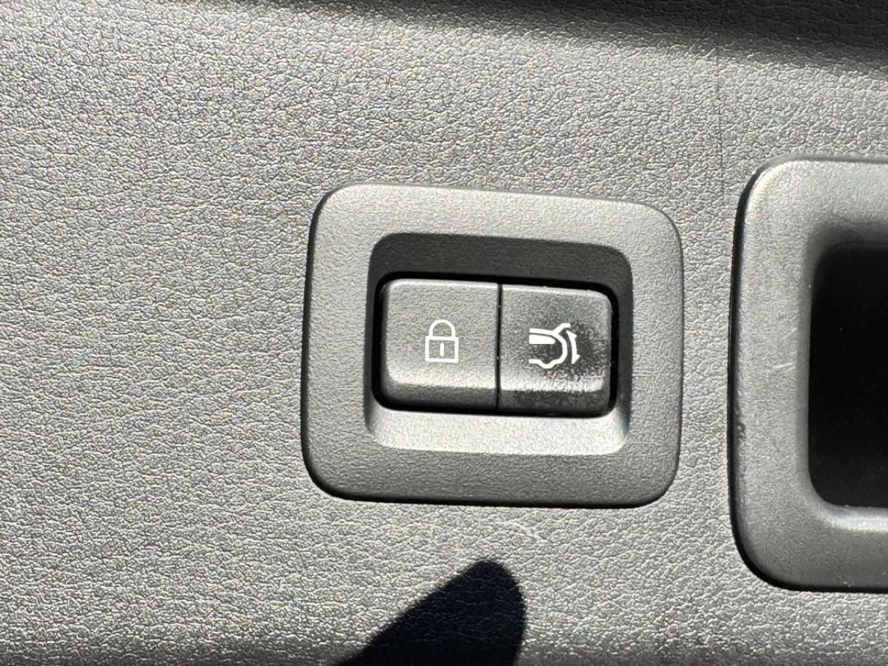 2021 Mazda CX-30 GT AWD/ EXTENDED WARRANTY/ ONLY 25K/ MUST SEE Photo