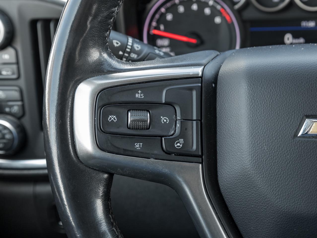 2021 Chevrolet Silverado 1500 4WD Crew Cab 147  LT Photo