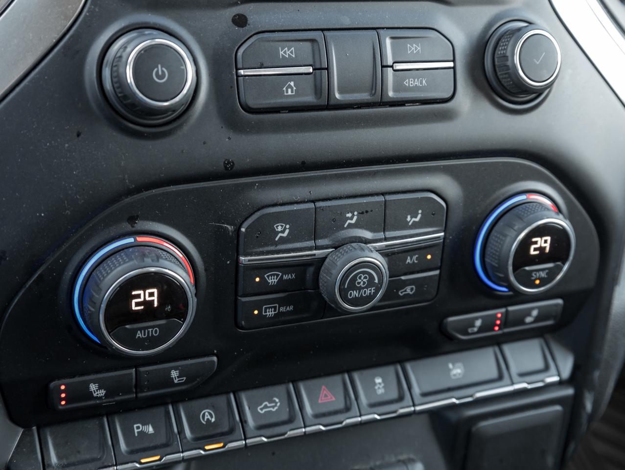 2021 Chevrolet Silverado 1500 4WD Crew Cab 147  LT Photo