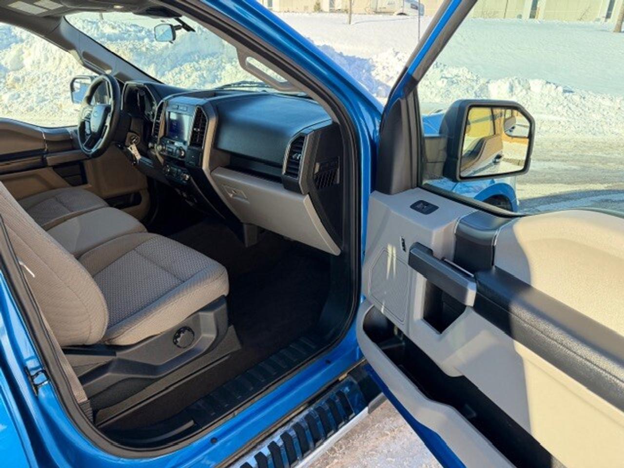 2020 Ford F-150 XLT 2.7L 4x4SuperCrew 5.5' 2 SETS OF WHEELS Photo