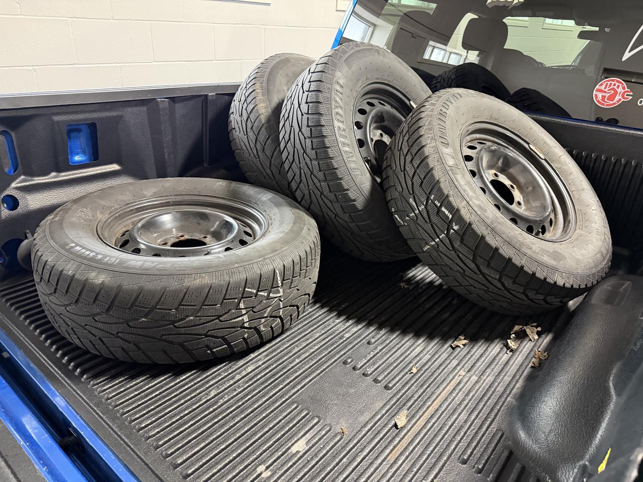 2020 Ford F-150 XLT 2.7L 4x4SuperCrew 5.5' 2 SETS OF WHEELS Photo