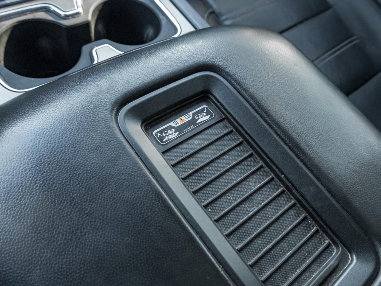 2018 GMC SIERRA 2500HD 4WD Crew Cab 153.7  Denali Photo