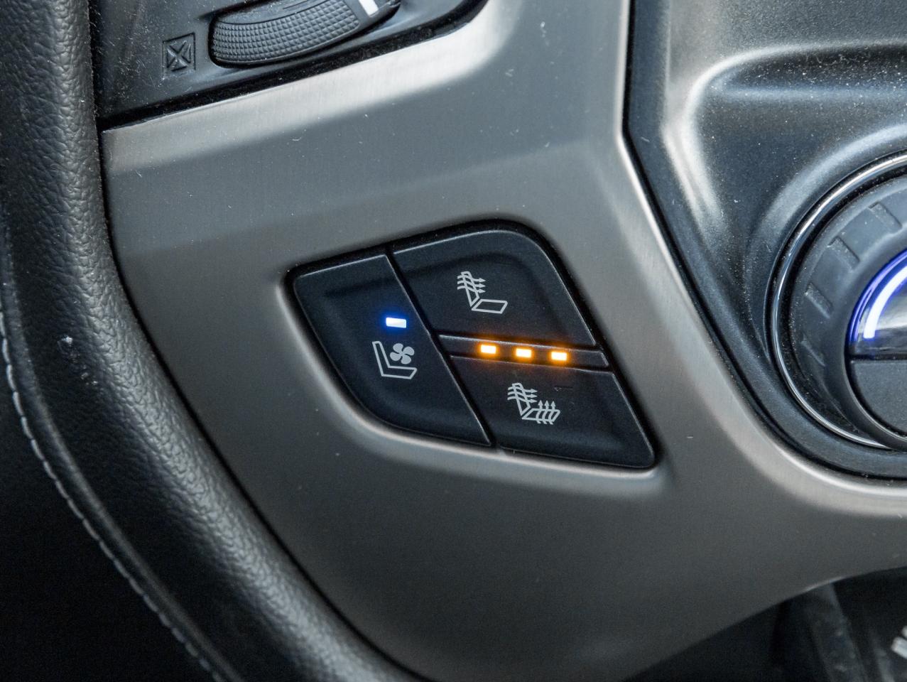 2018 GMC SIERRA 2500HD 4WD Crew Cab 153.7  Denali Photo