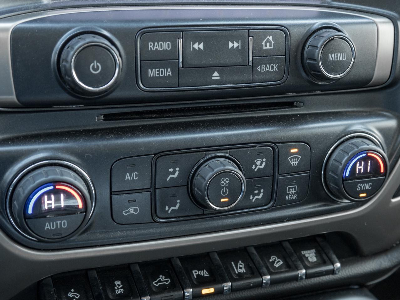 2018 GMC SIERRA 2500HD 4WD Crew Cab 153.7  Denali Photo