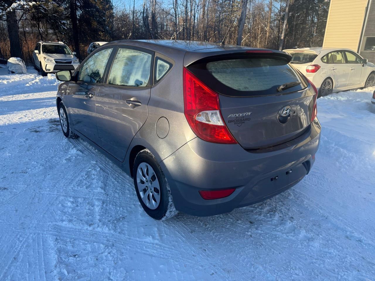 2015 Hyundai Accent GL (M6) 4dr Hatchback Photo