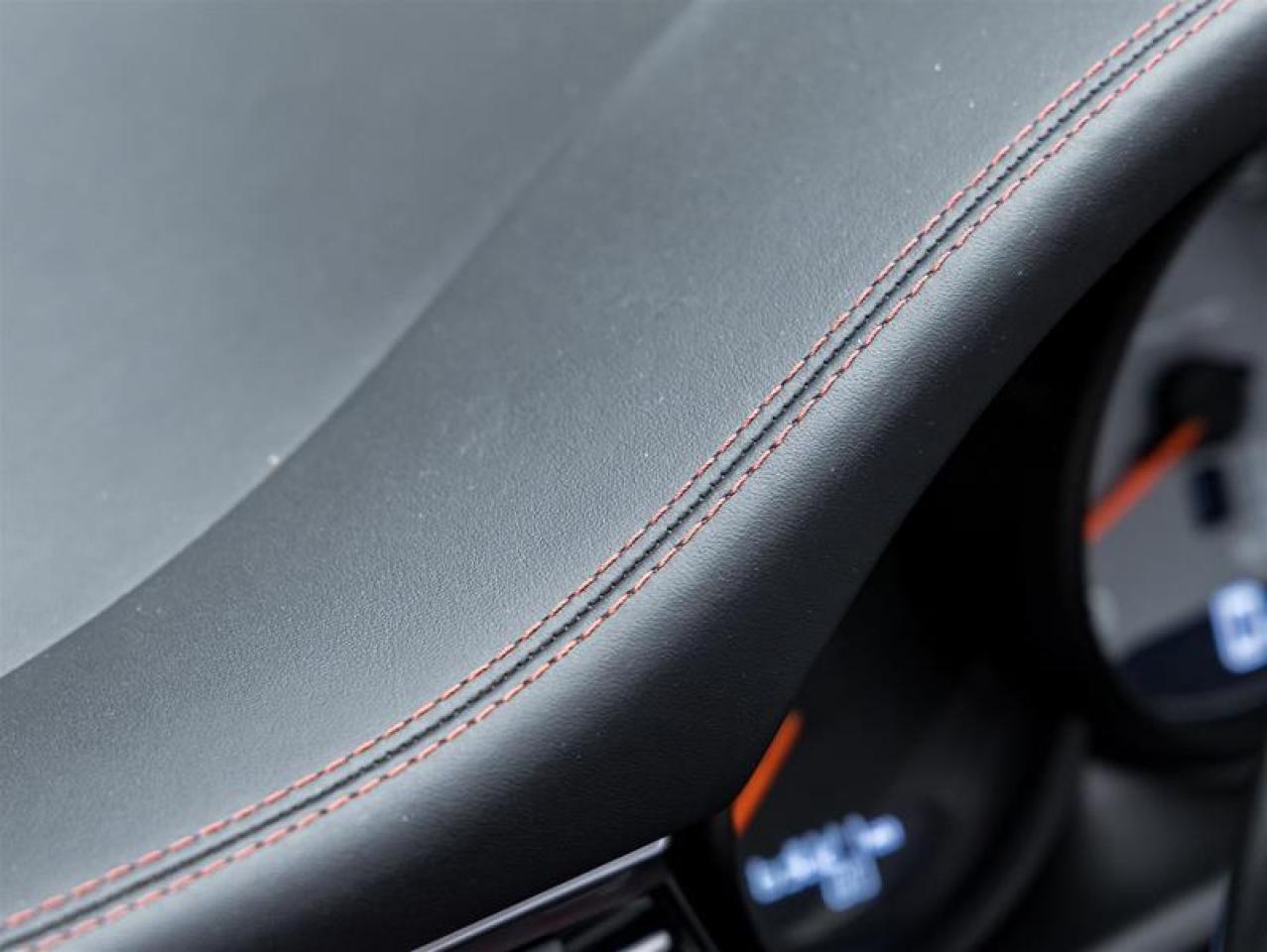 2021 Porsche Macan  Photo