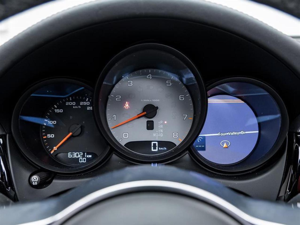 2021 Porsche Macan  Photo