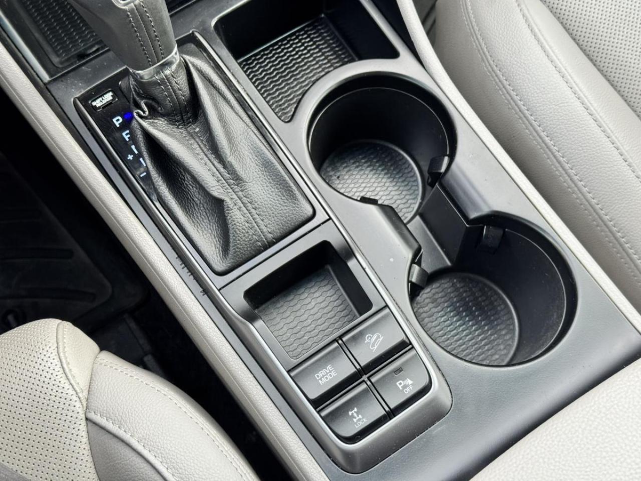 2017 Hyundai Tucson AWD LUXURY/ CERTIFIED/ CARFAX CLEAN/ MUST SEE Photo