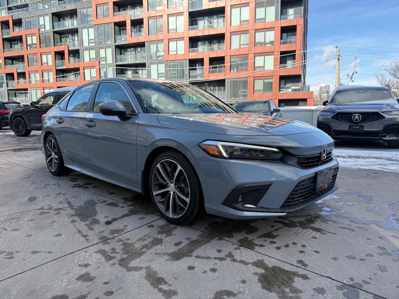 2022 Honda Civic Touring 4dr Sedan Photo