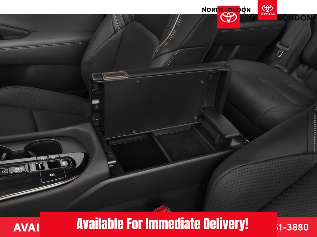 2026 Toyota Crown Signia Limited 4dr All-Wheel Drive Photo