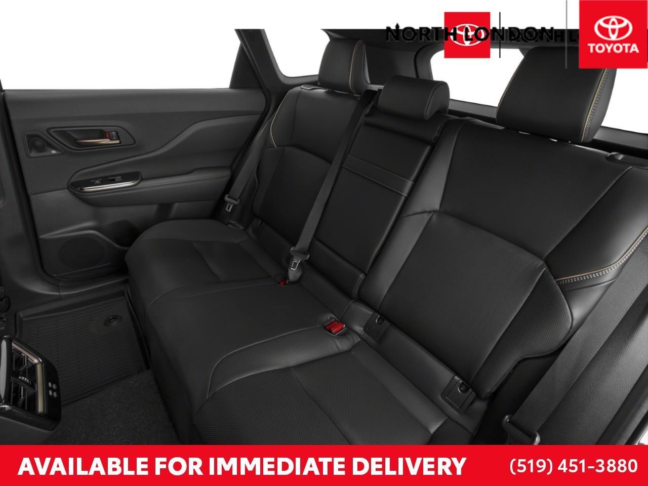 2026 Toyota Crown Signia Limited 4dr All-Wheel Drive Photo