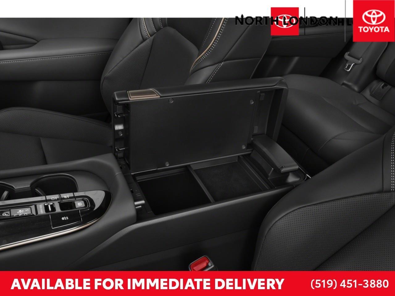 2026 Toyota Crown Signia Limited 4dr All-Wheel Drive Photo