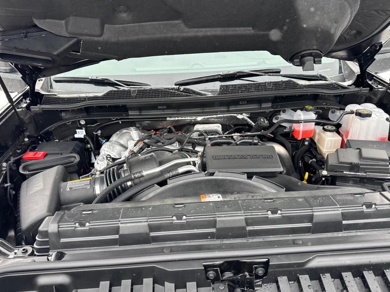 2026 Chevrolet SILVERADO 2500HD 4WD Crew Cab Standard Box Custom Photo