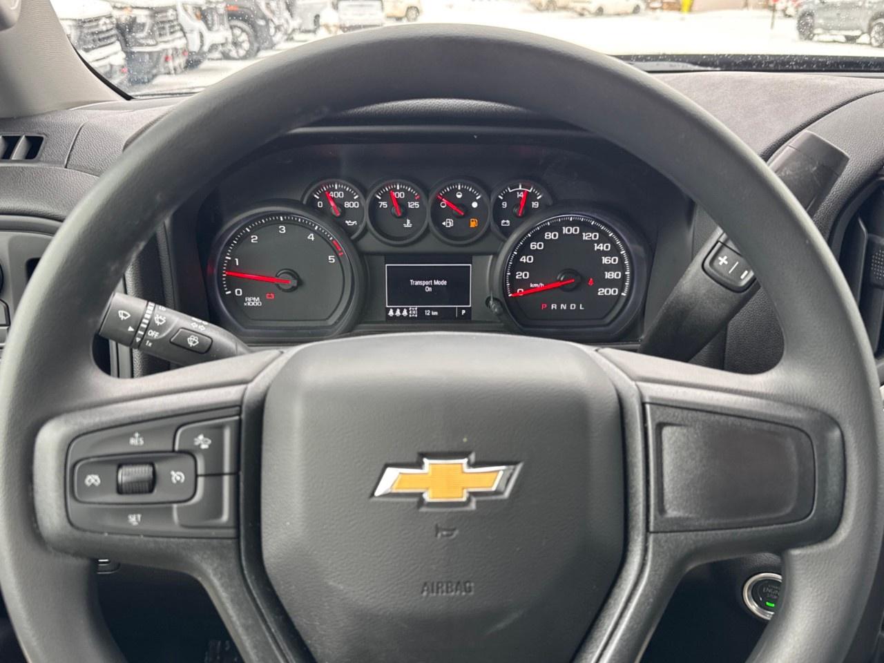 2026 Chevrolet SILVERADO 2500HD 4WD Crew Cab Standard Box Custom Photo