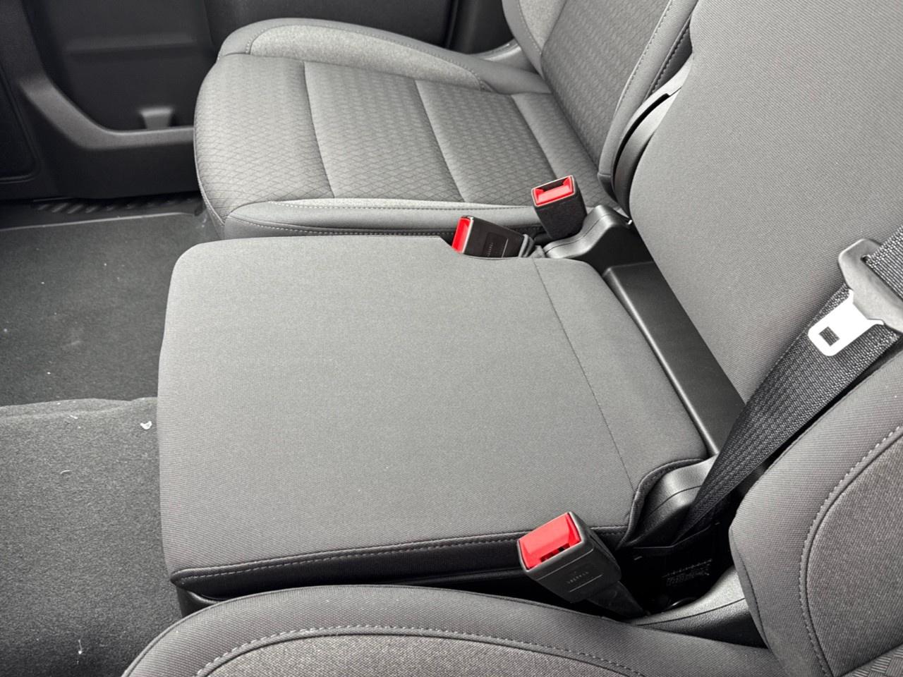 2026 Chevrolet SILVERADO 2500HD 4WD Crew Cab Standard Box Custom Photo