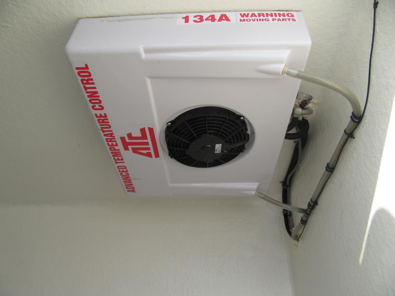 2015 Nissan NV200 SV WITH REEFER SYSTEM Photo