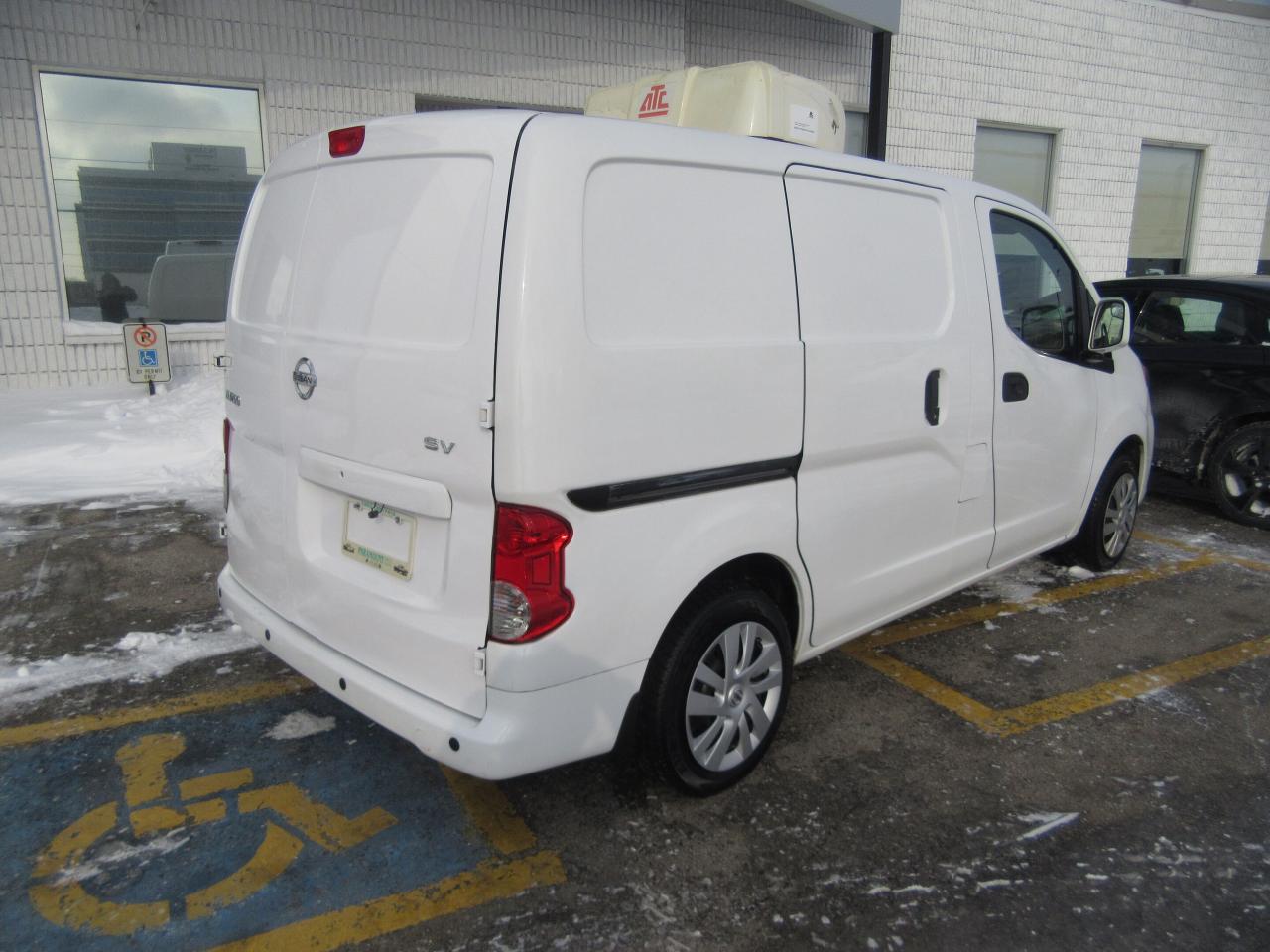 2015 Nissan NV200 SV WITH REEFER SYSTEM Photo