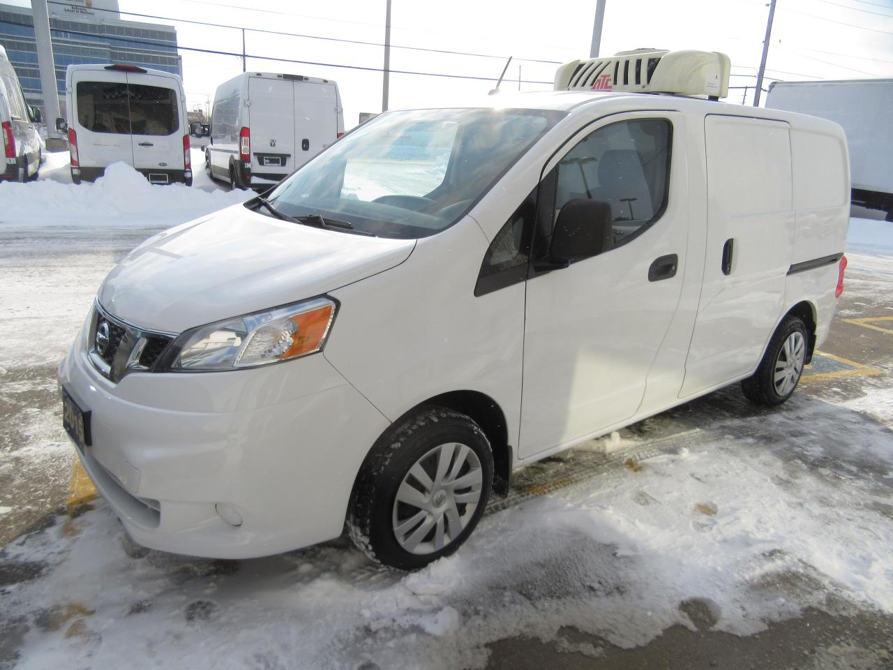 2015 Nissan NV200 SV WITH REEFER SYSTEM Photo