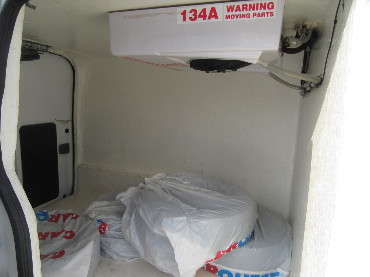 2015 Nissan NV200 SV WITH REEFER SYSTEM Photo