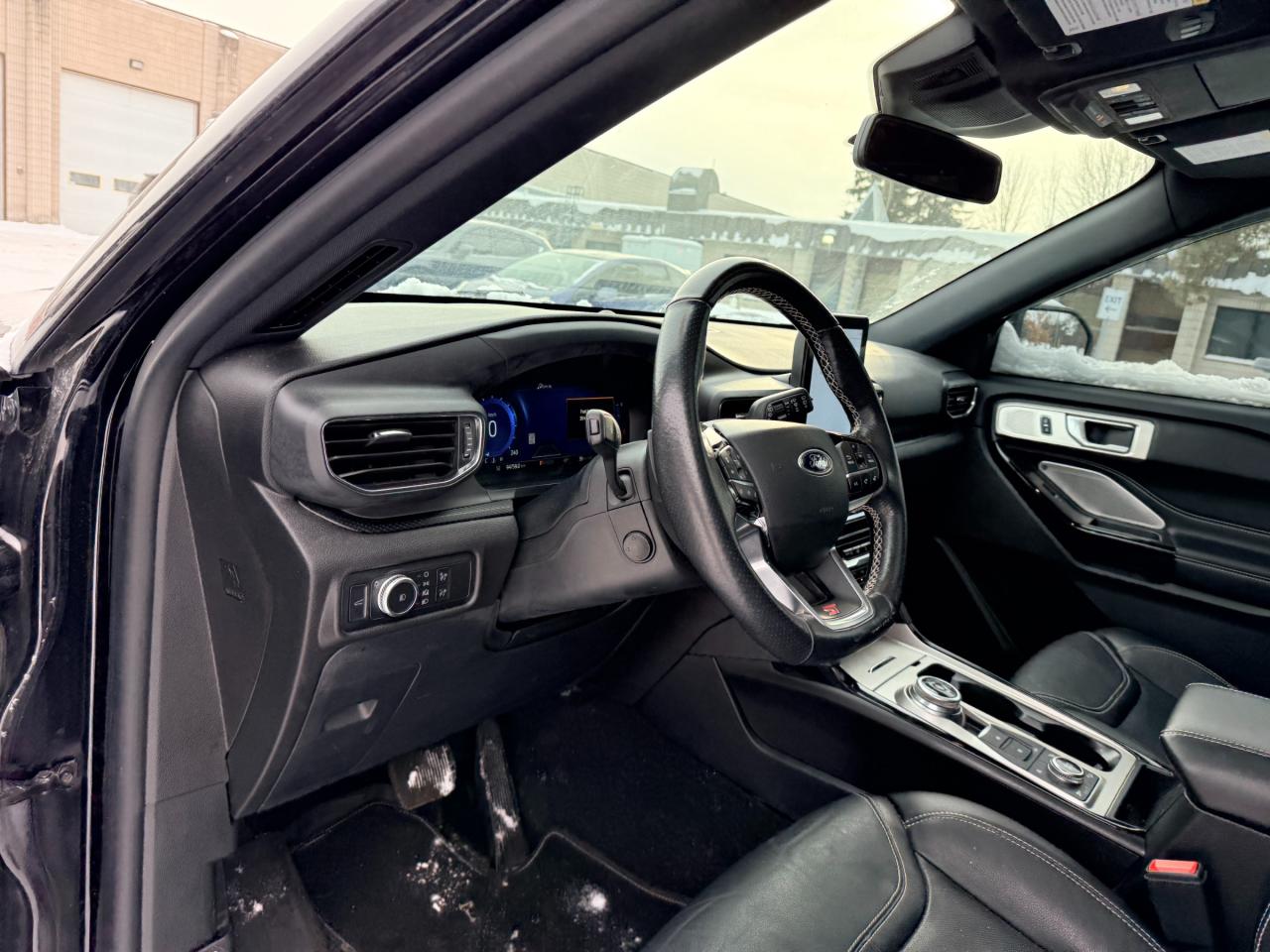 2022 Ford Explorer ST 4dr 4x4 Photo