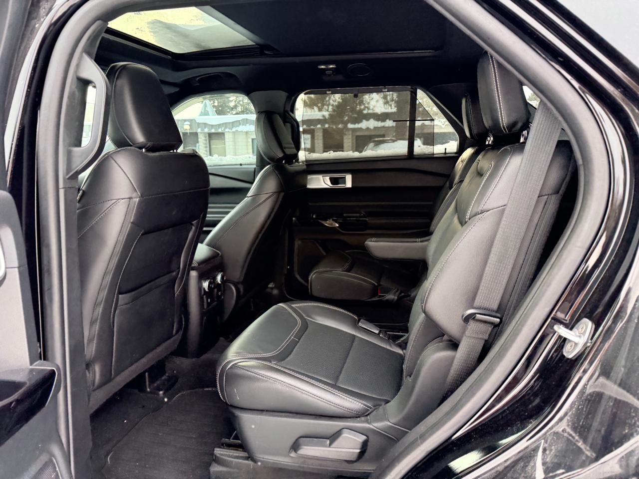 2022 Ford Explorer ST 4dr 4x4 Photo