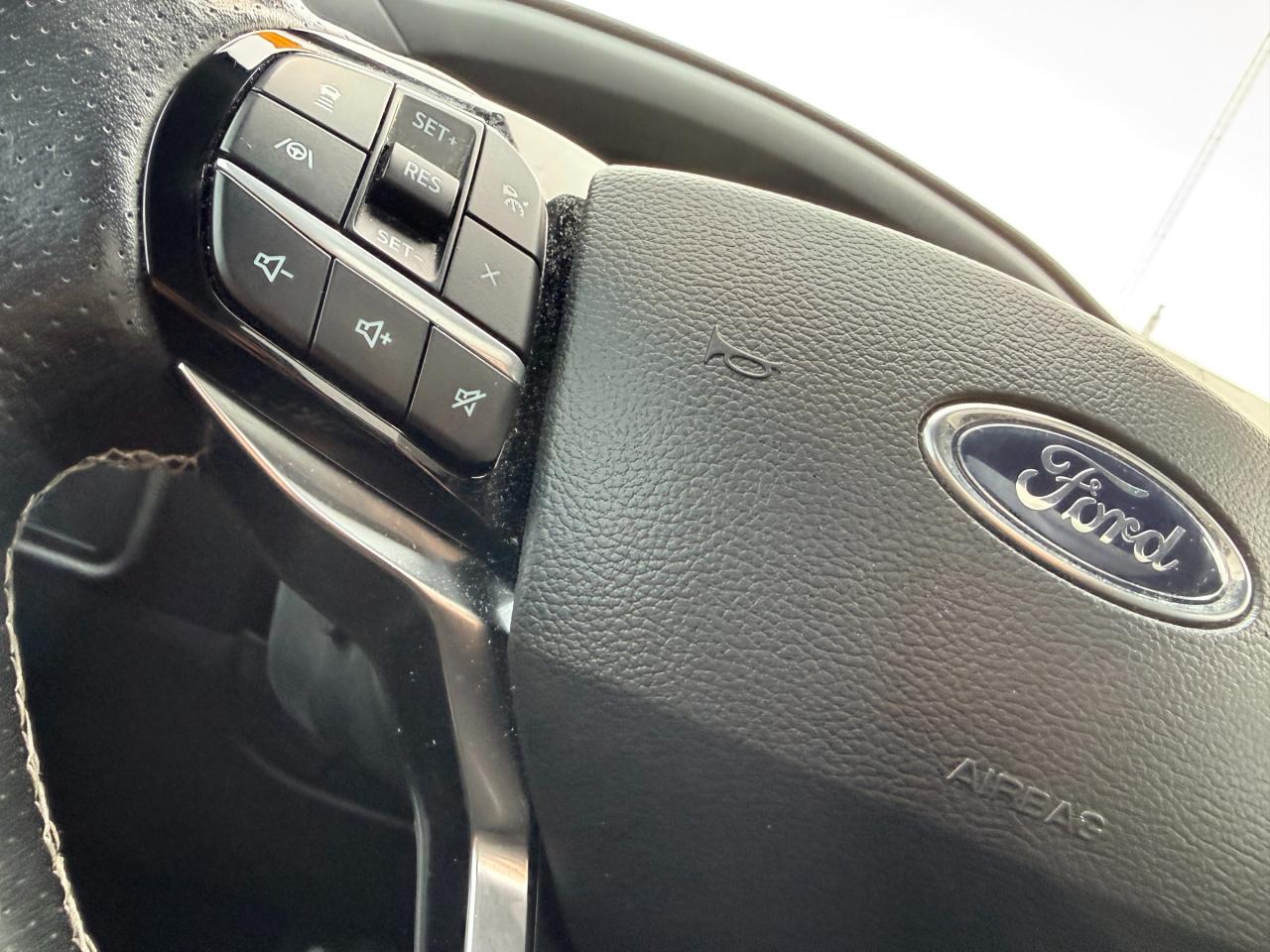 2022 Ford Explorer ST 4dr 4x4 Photo